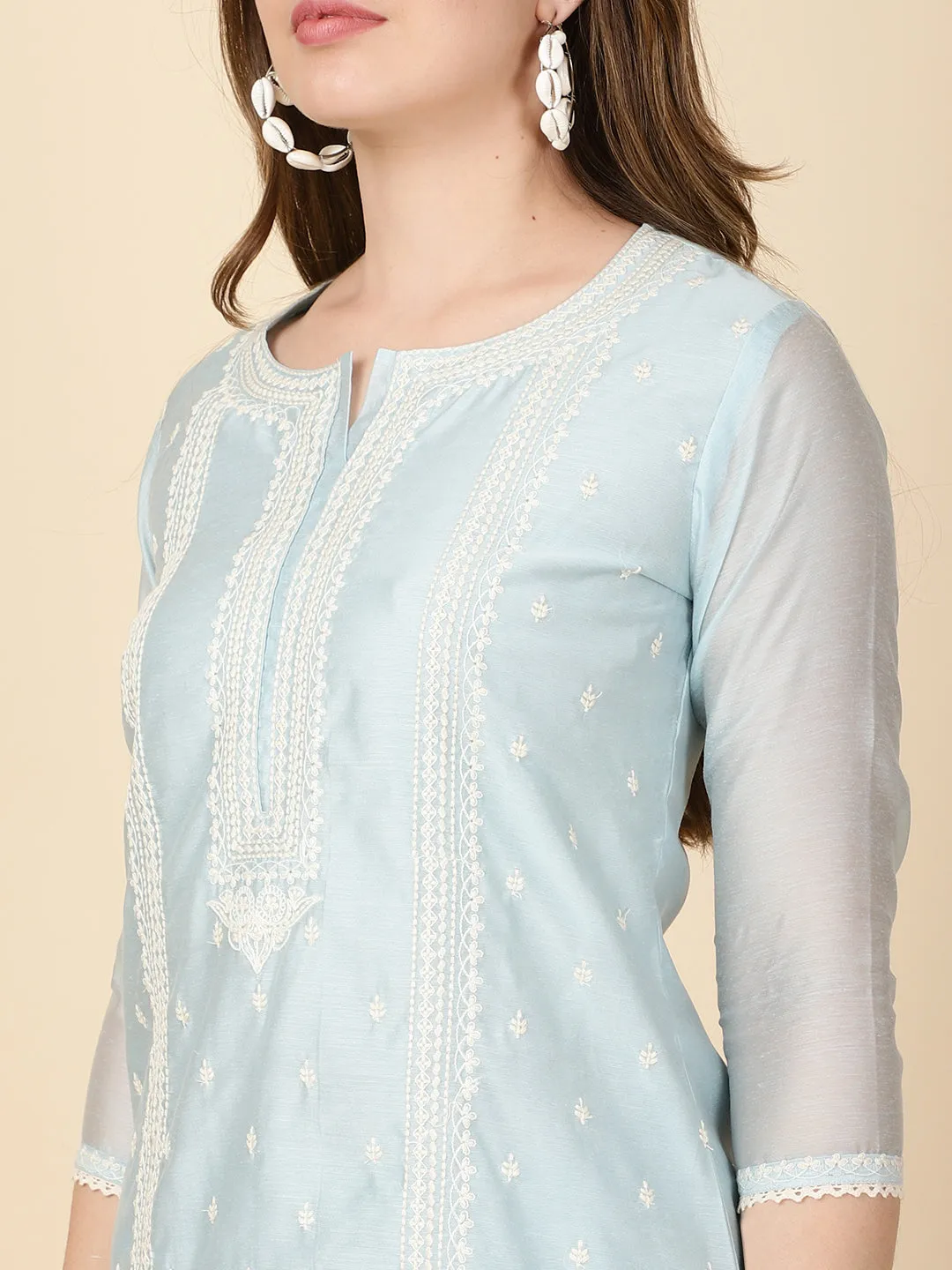 Booti Embroidery Chanderi Kurta With Pants & Dupatta