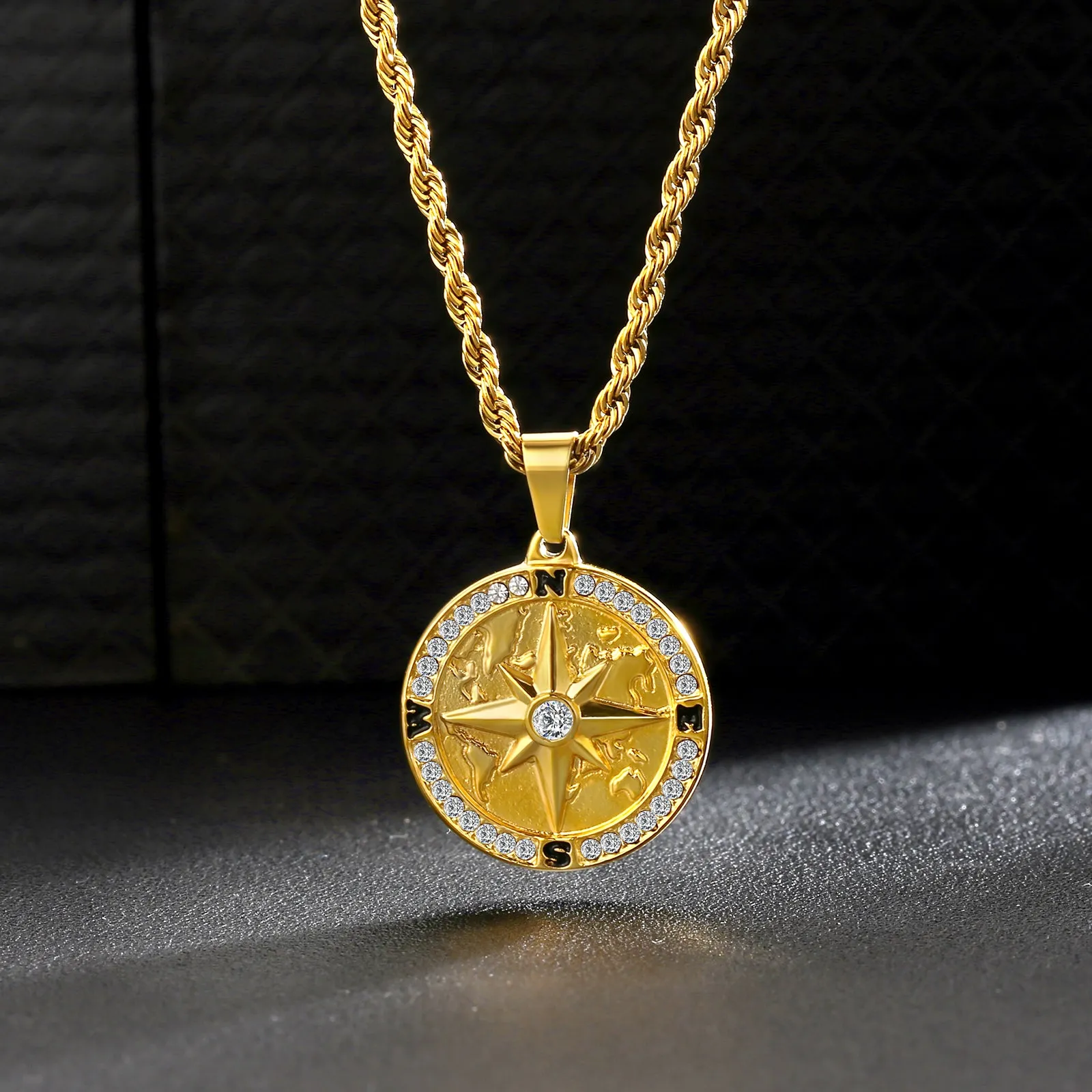 Compass Coin Pendant Necklace for Men CPDT