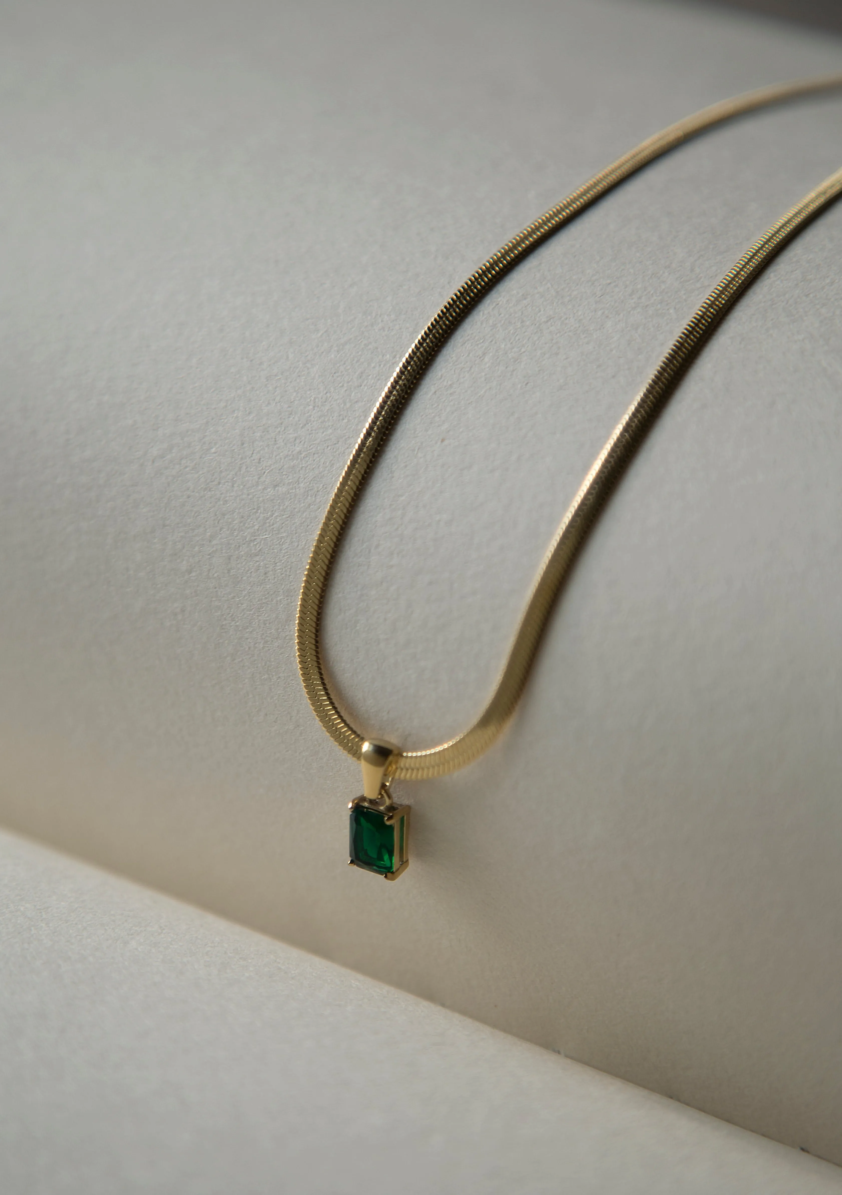 Dante Necklace (Green)