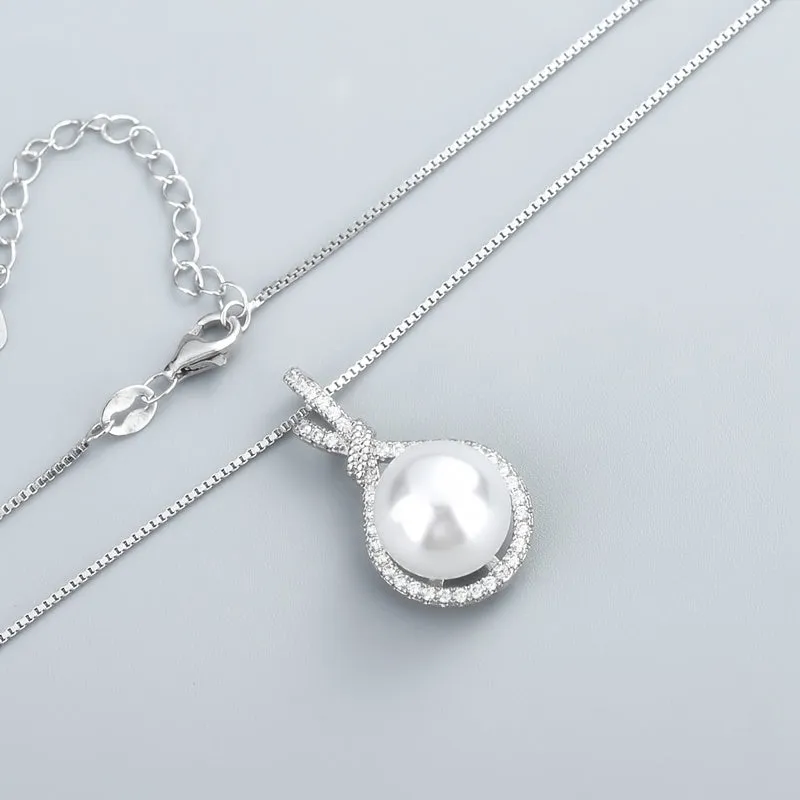 Elegant Bridal Wedding Pearl Pendant Necklace - Perfect Gift for Women's Engagement and Anniversary