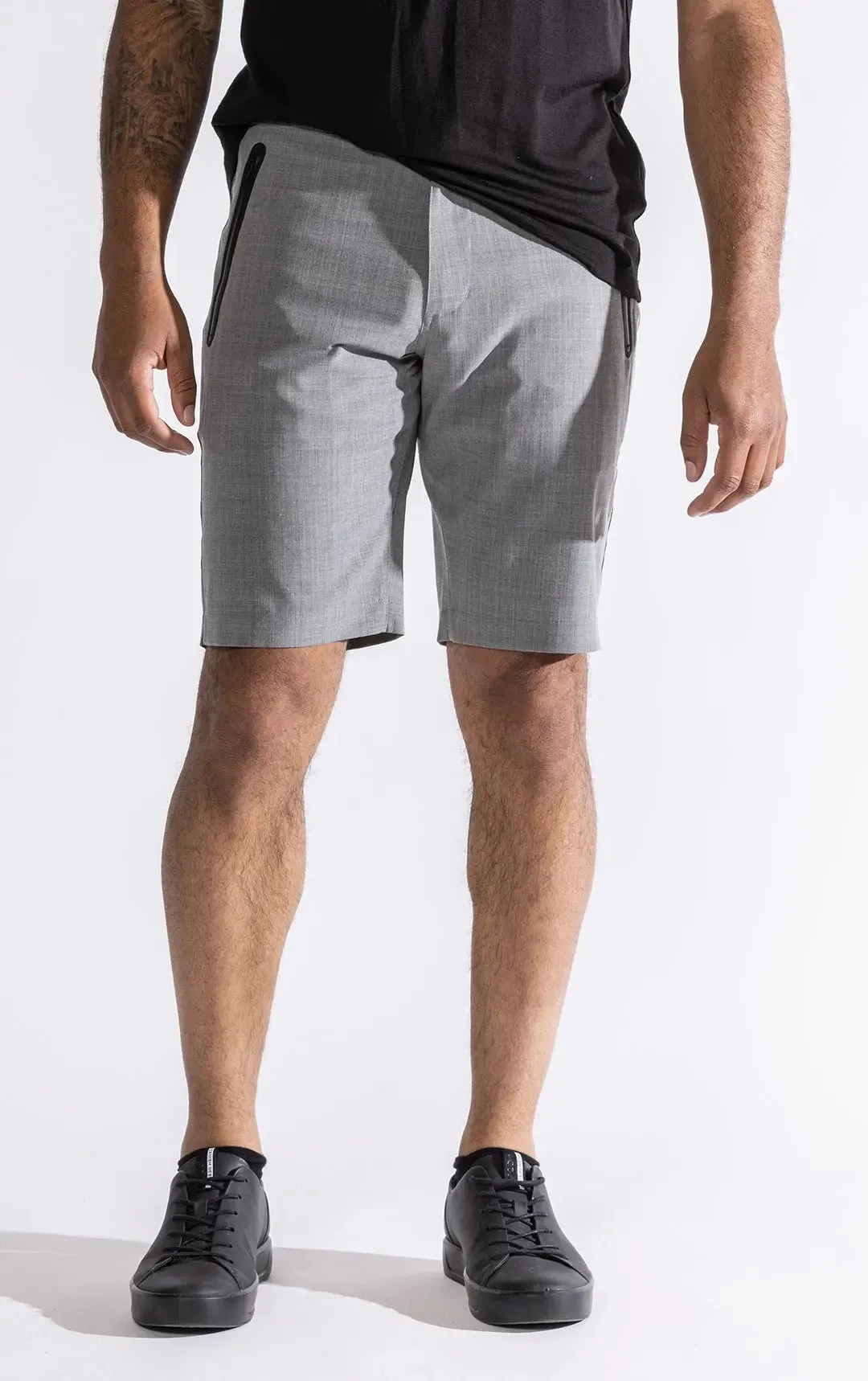 TAILORED SUMMER WOOL BLEND SHORT