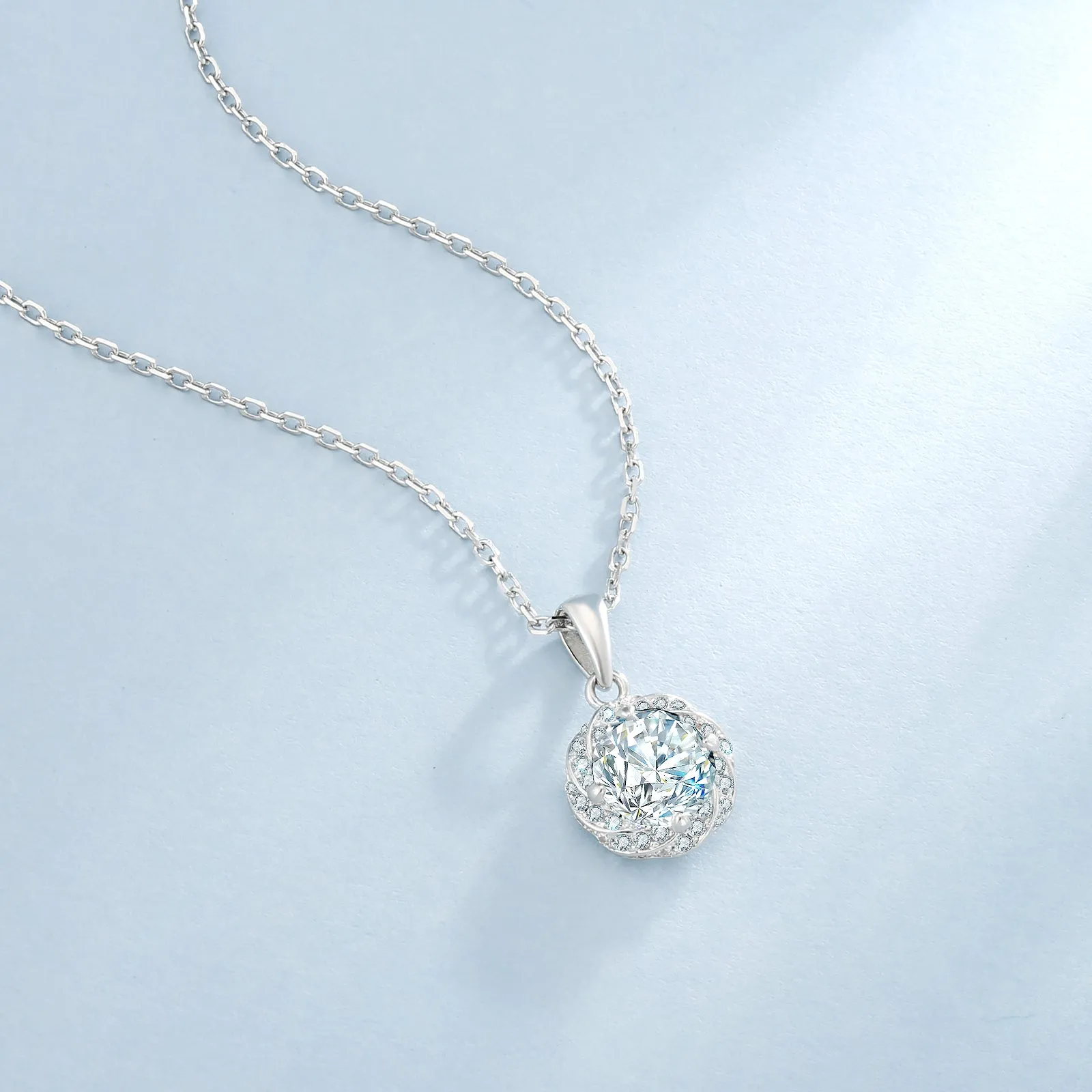 VVS1 Moissanite Pendant Necklace for Women 0390